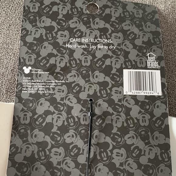 Disney Mickey Mouse Silicone Oven Mitt - new - Picture 4 of 4